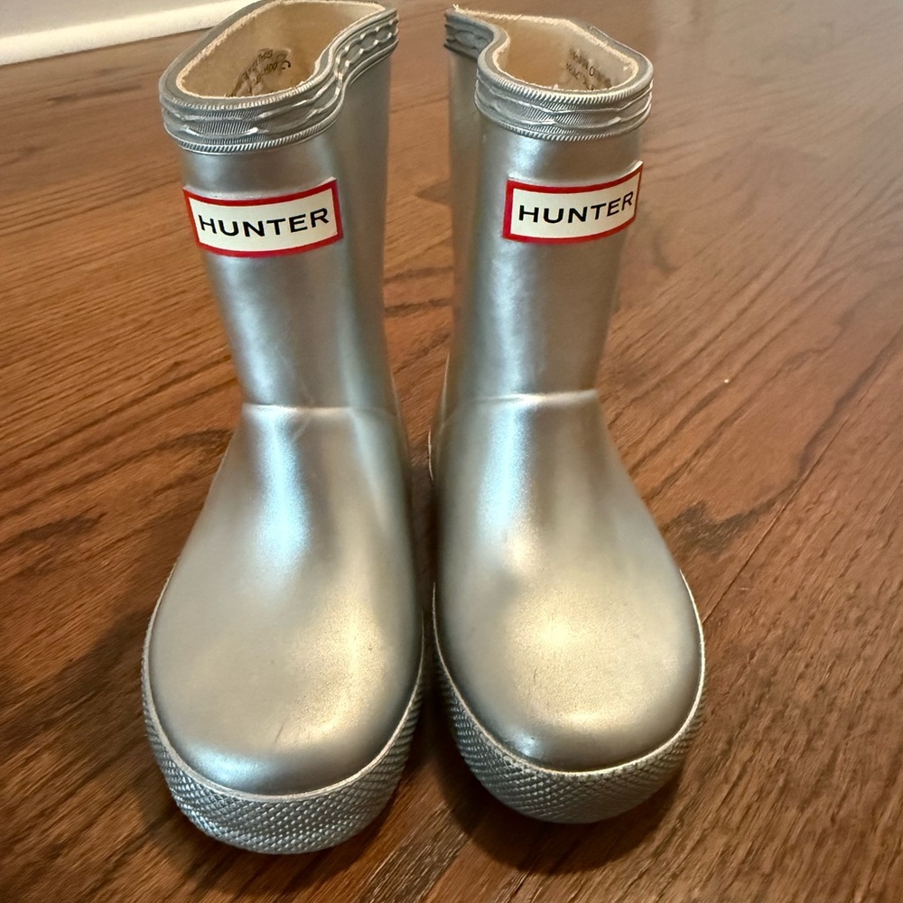 Hunter Metallic Silver Boots